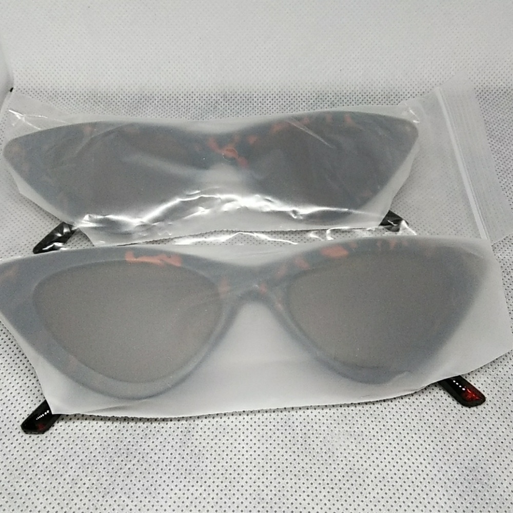 Leopard Sunglasses Animal Print Eyewear - Picture 2 of 8